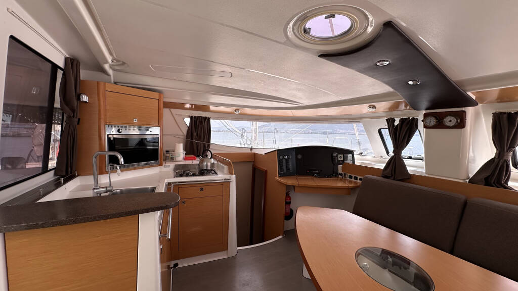Catamaran Lipari 41 Mirada