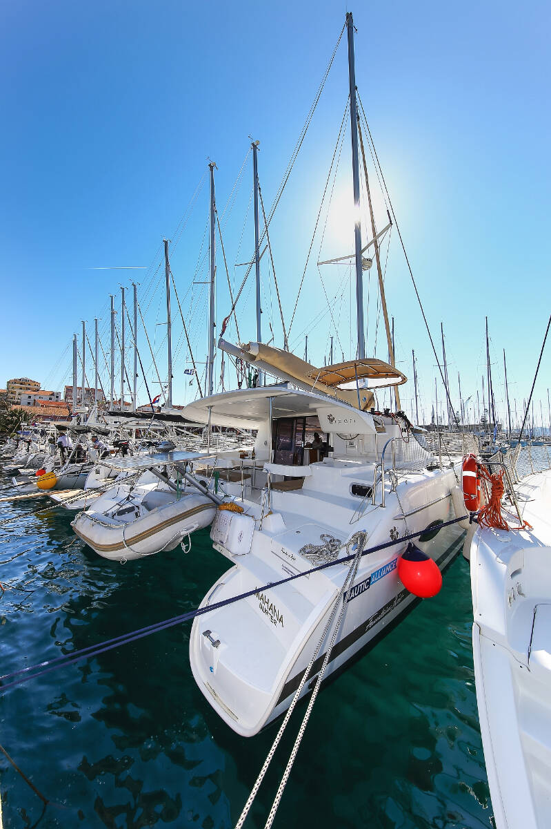 Catamaran Lipari 41 Mahana