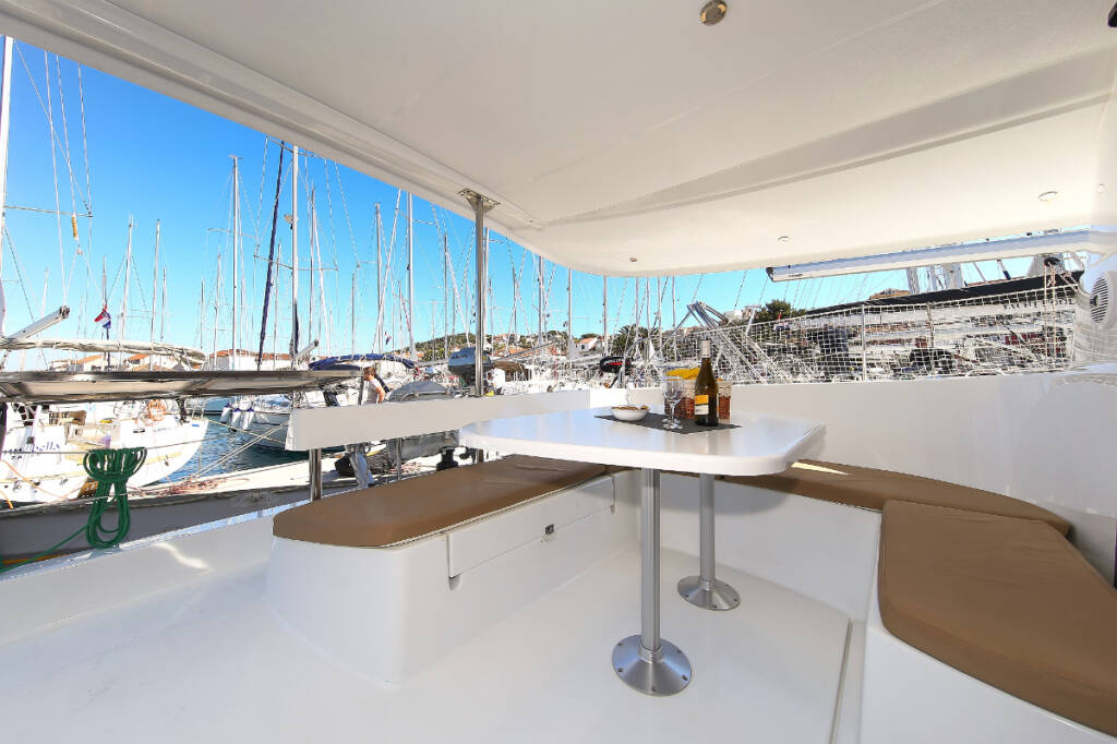Catamaran Lipari 41 Mahana