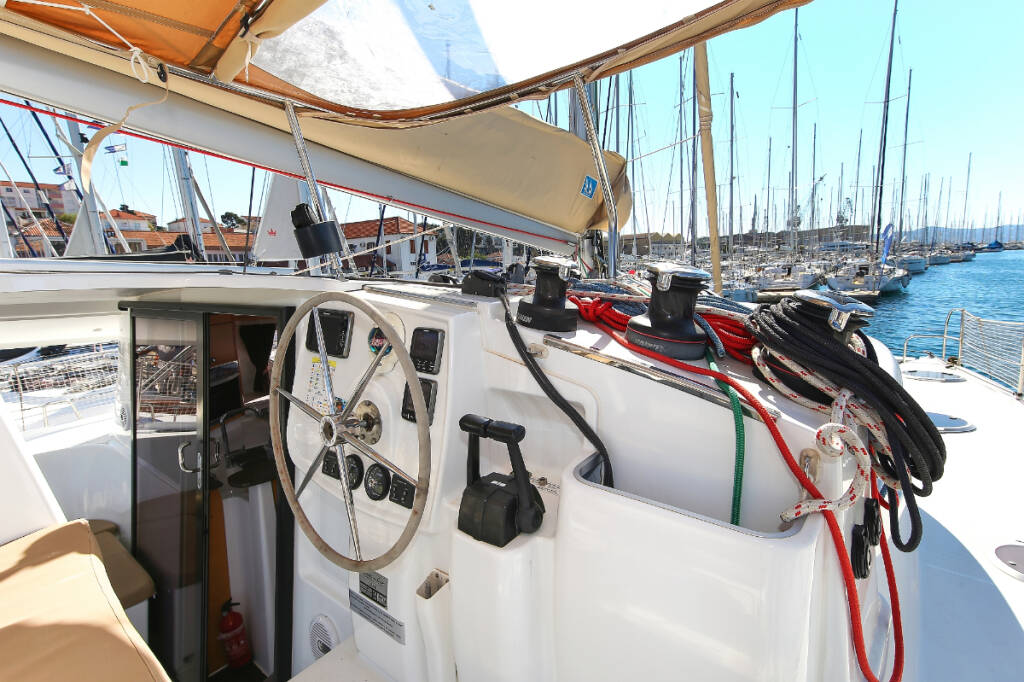 Catamaran Lipari 41 Mahana