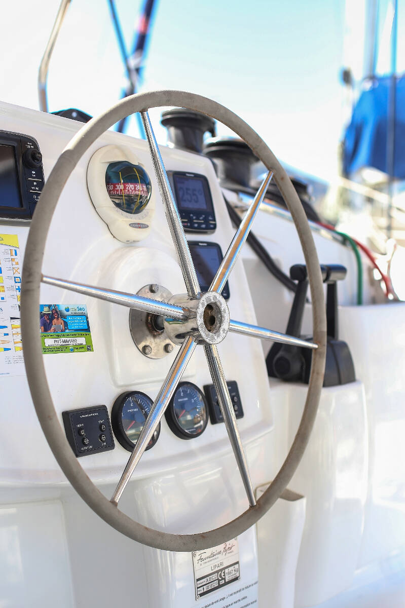 Catamaran Lipari 41 Mahana
