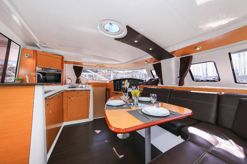 Catamaran Lipari 41 Mahana