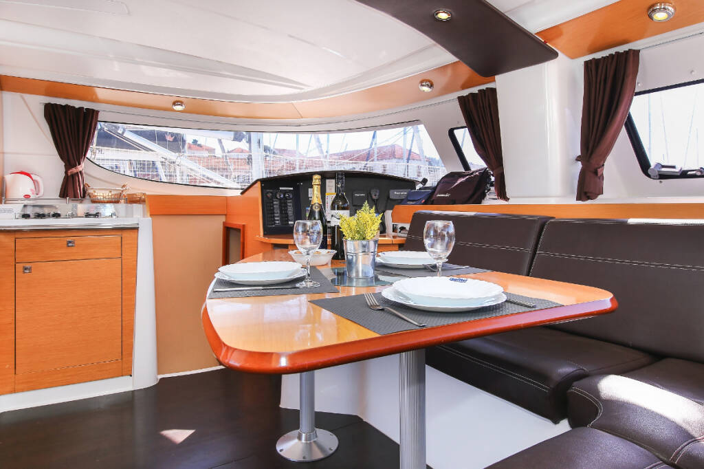 Catamaran Lipari 41 Mahana