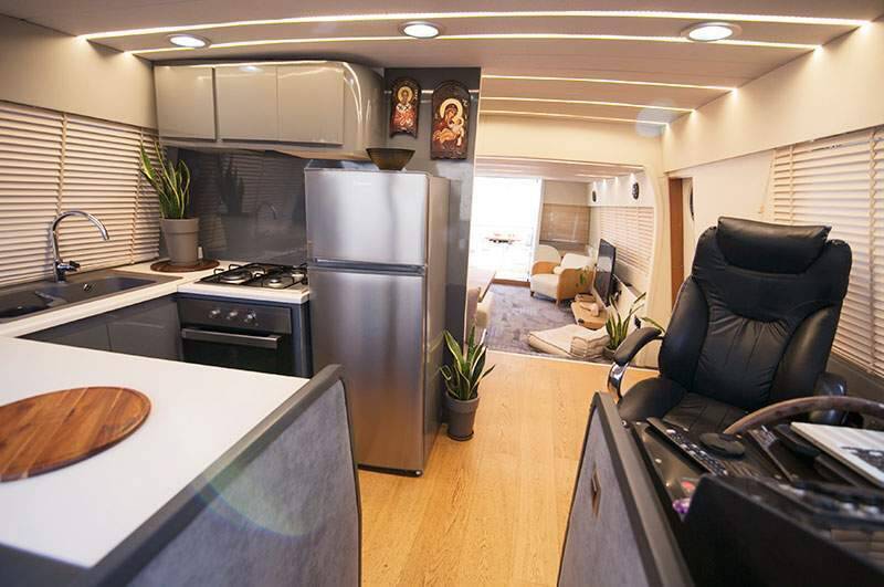 Motor yacht Maiora Renaissance 66 Dini