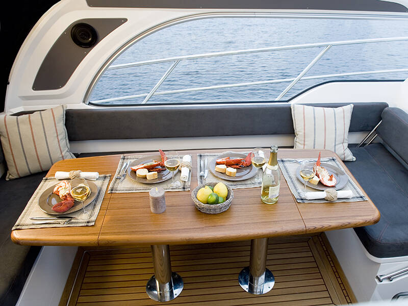 Motoryacht Marex 320 ACC Morski konjic