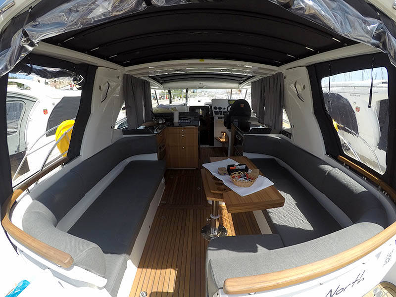 Motoryacht Marex 360 Cabriolet Cruiser True North