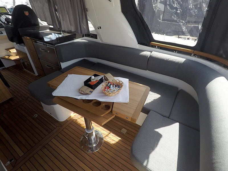 Motoryacht Marex 360 Cabriolet Cruiser True North