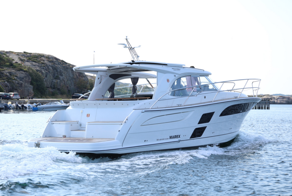 Motoryacht Marex 360 Cabriolet Cruiser 7 Happy Days