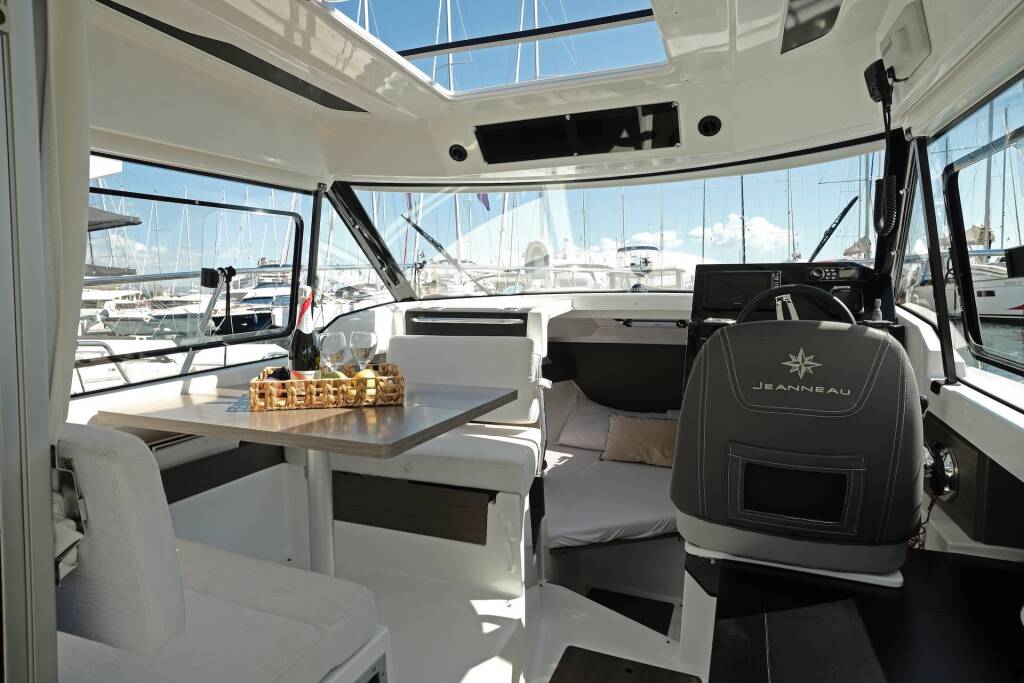Motor boat Merry Fisher 795 Series 2 Nina
