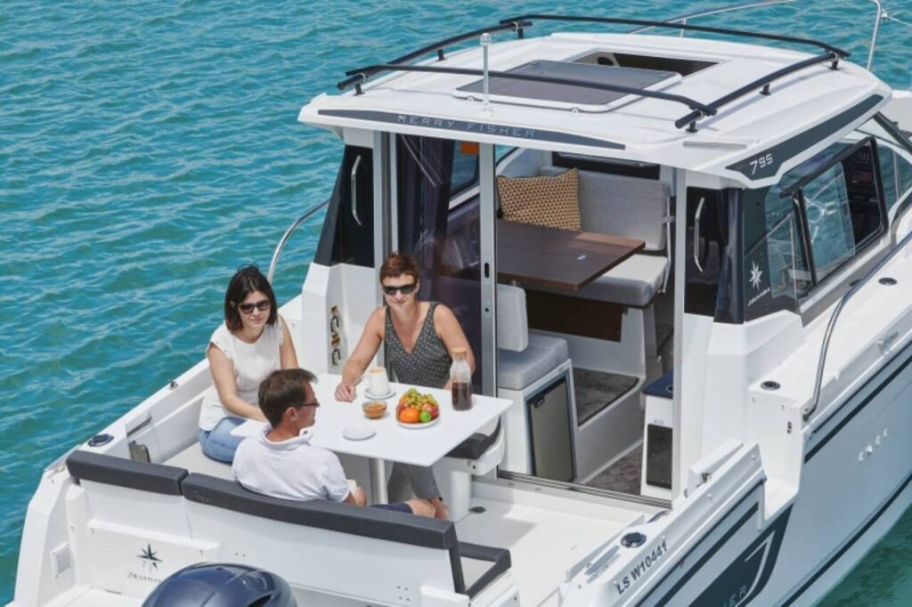 Motorboot Merry Fisher 795 Wave