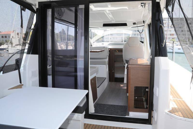 Motorboot Merry Fisher 895 Wind