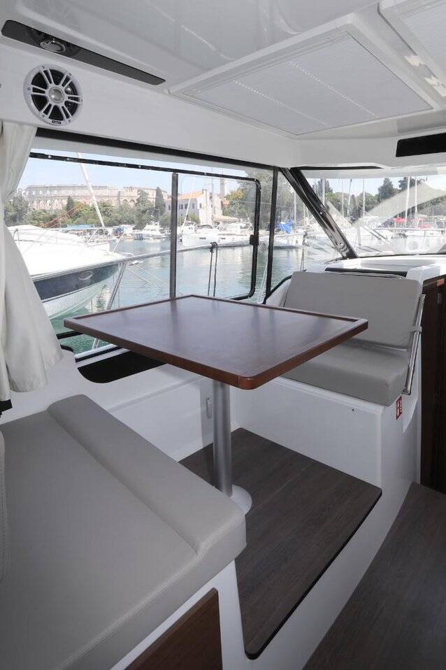 Motorboot Merry Fisher 895 Wind