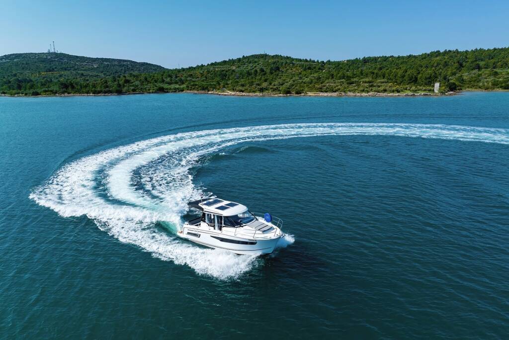 Motor boat Merry Fisher 895 Permer