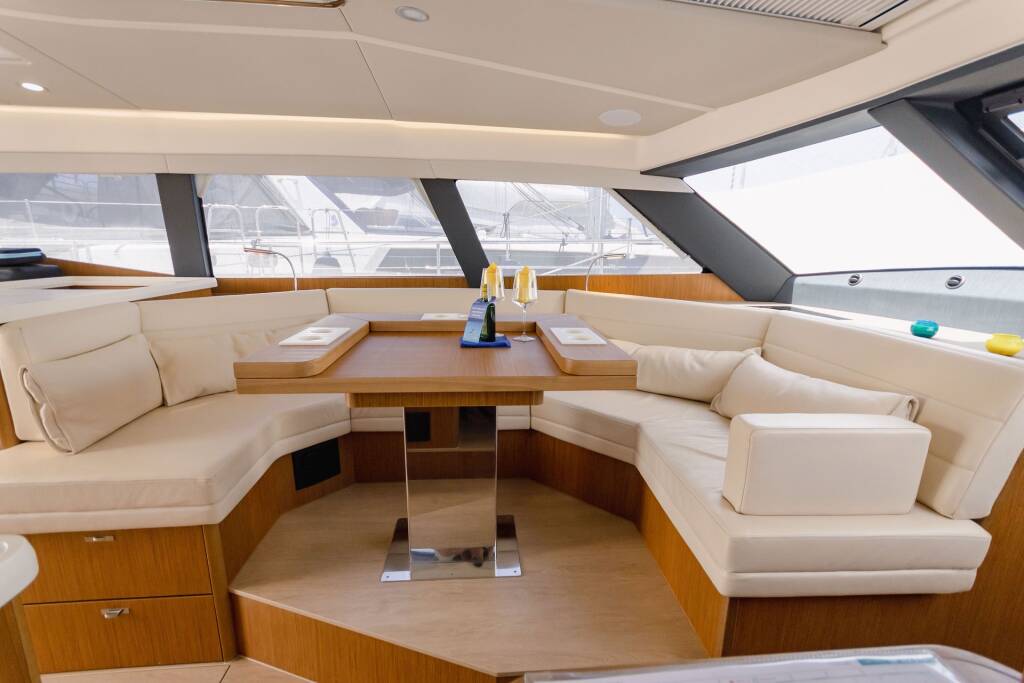 Sailing yacht Moody 54 DS Adventuro