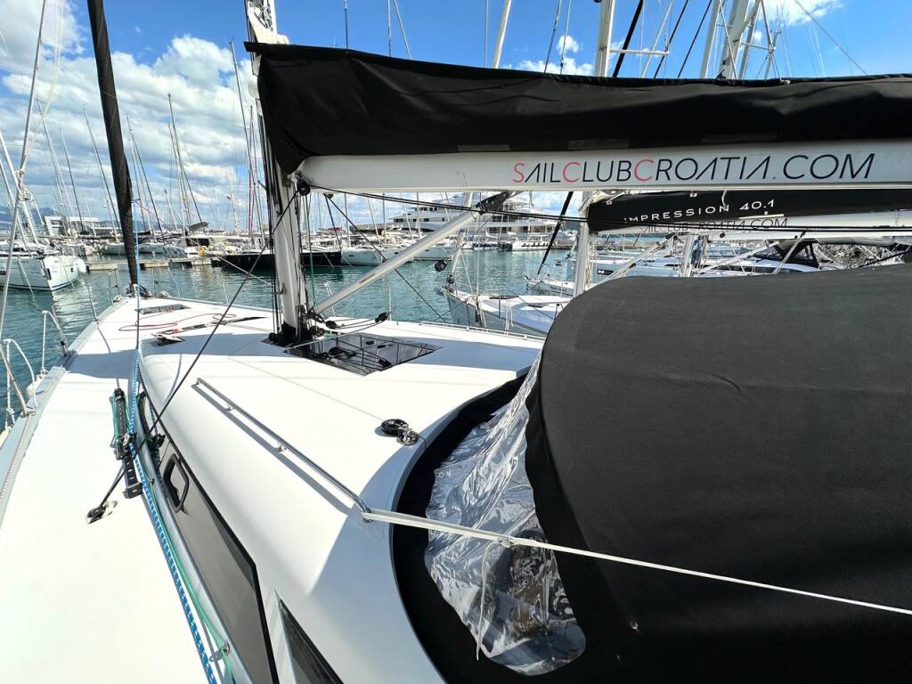 Sailing yacht More 55 More Grey