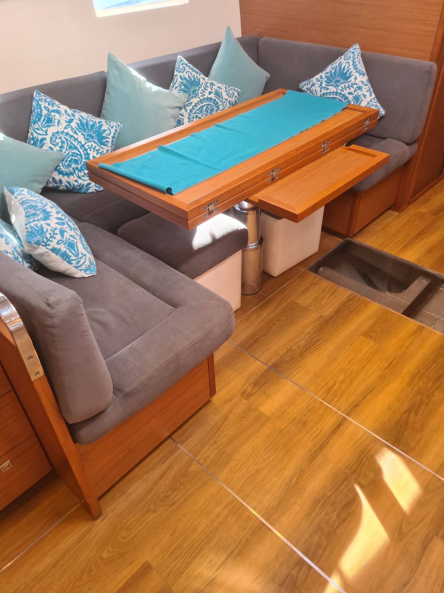 Sailing yacht More 55 Nadja