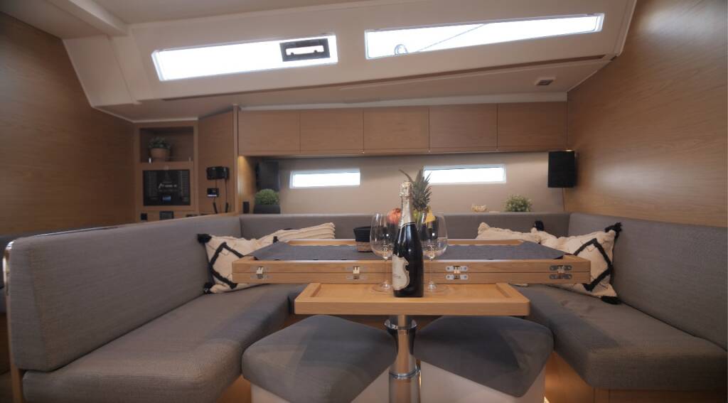 Sailing yacht More 55 Metalika