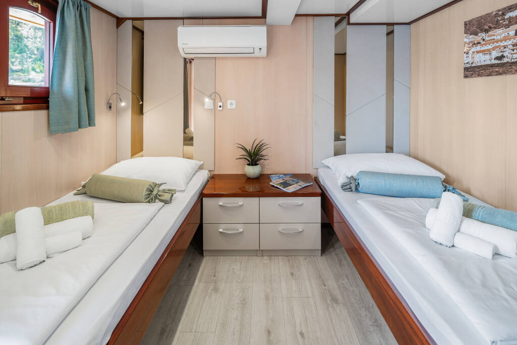 Motorsailer M/S Carpe Diem Carpe Diem