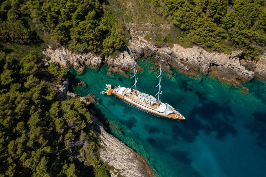 Luxury sailing yacht M/S Dalmatino Dalmatino