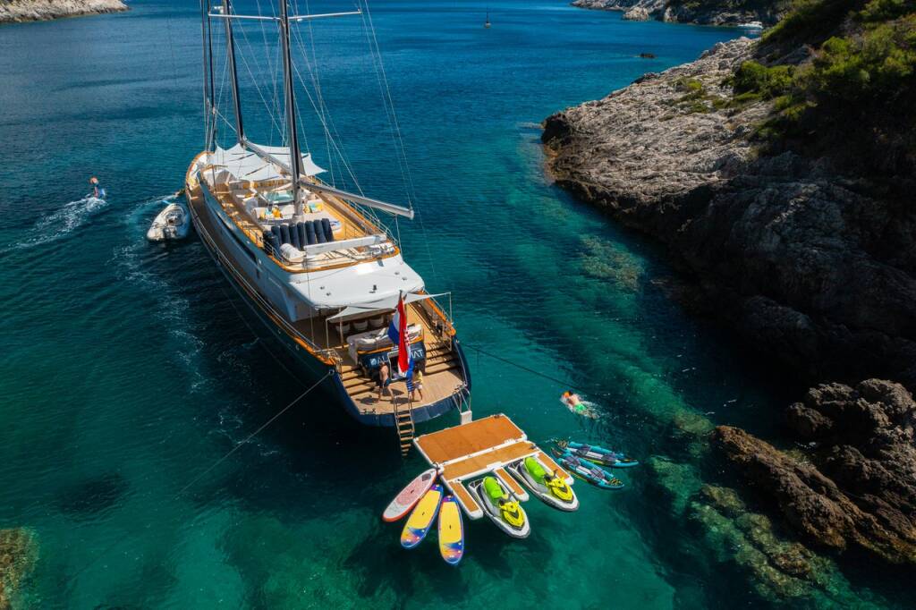 Luxury sailing yacht M/S Dalmatino Dalmatino