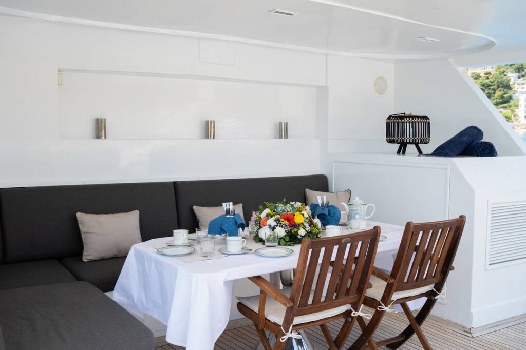 Luxury motor yacht M/Y Elena Elena