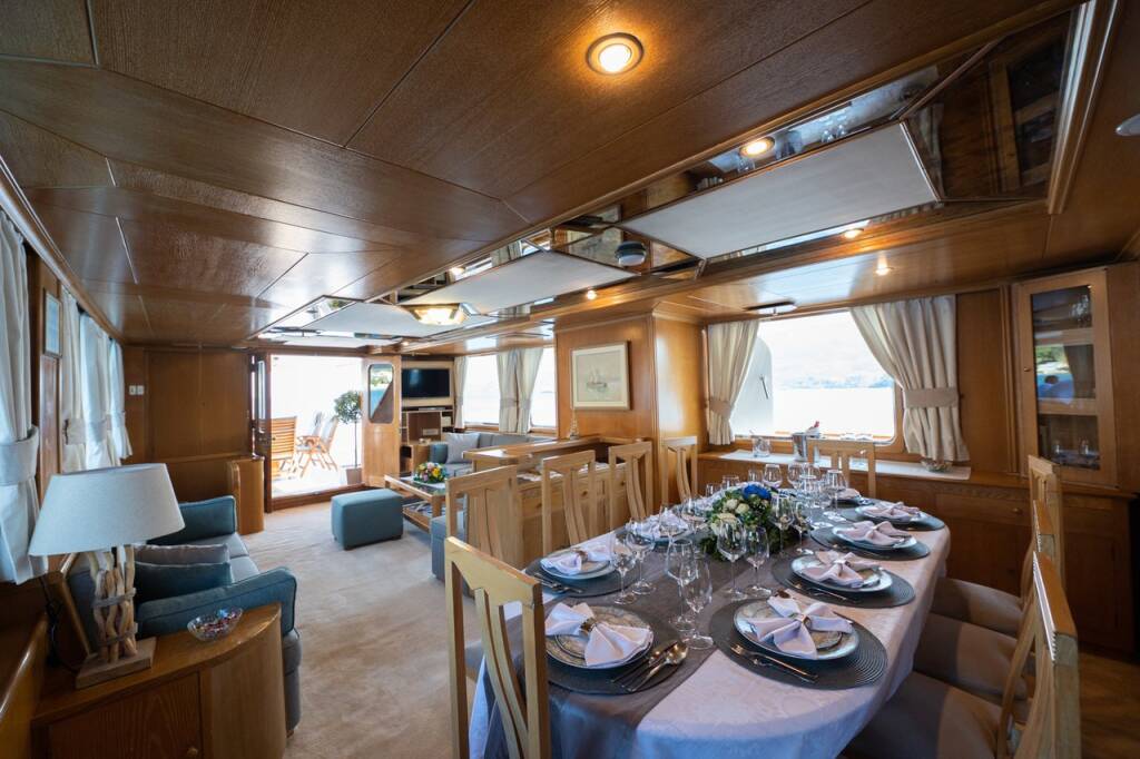Luxury motor yacht M/Y Elena Elena
