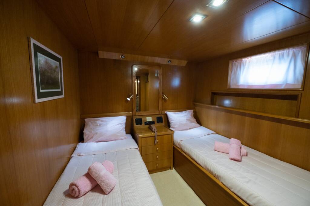 Luxury motor yacht M/Y Elena Elena