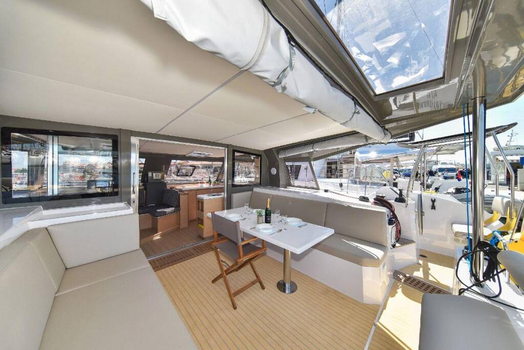 Katamaran Nautitech 40 open NEW Whale Symphony