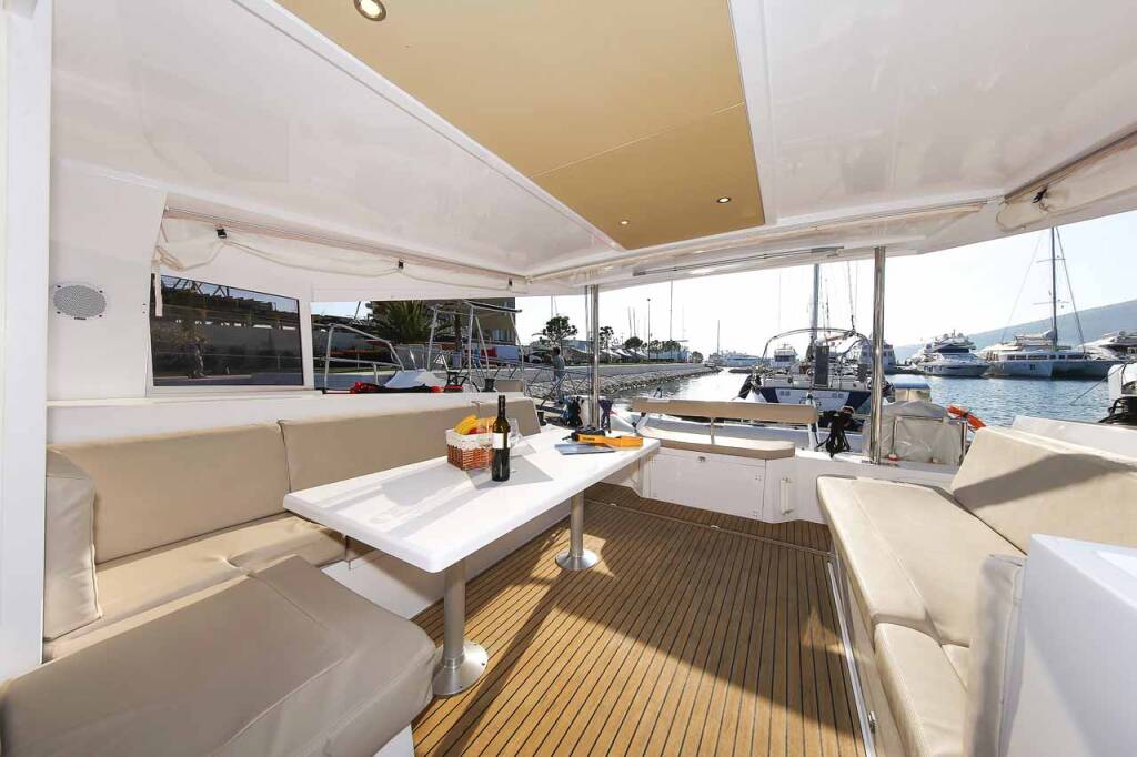Catamaran Nautitech 40 Open Rosa