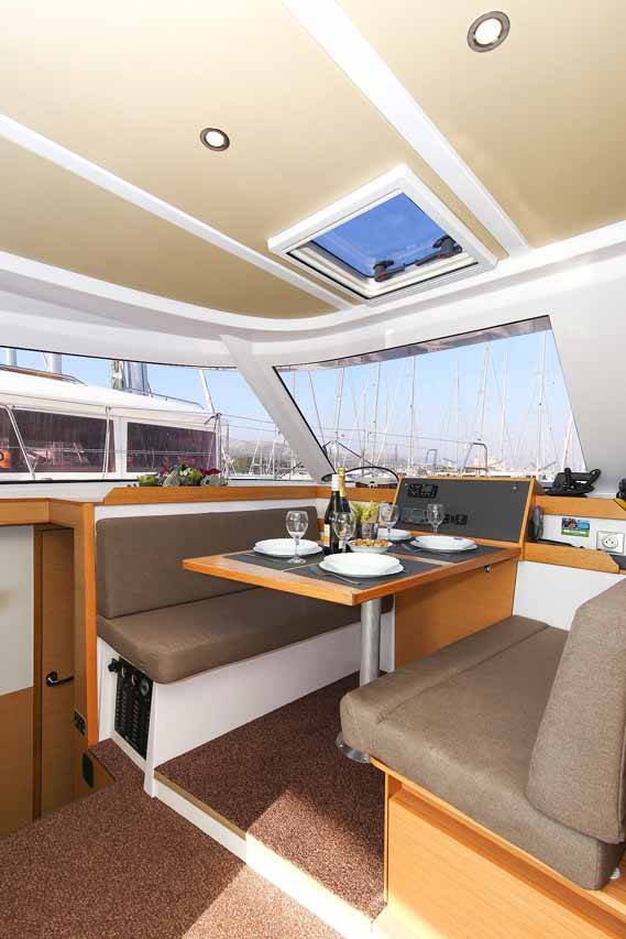 Catamaran Nautitech 40 Open Rosa