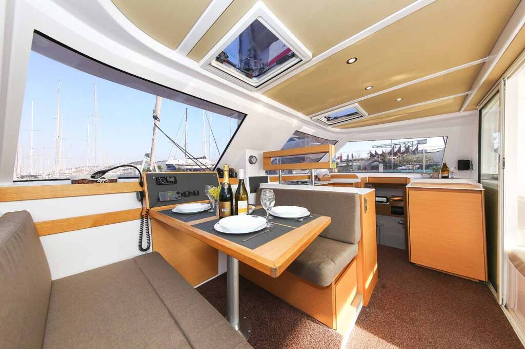 Catamaran Nautitech 40 Open Rosa