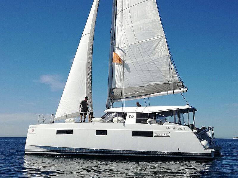 Catamaran Nautitech 40 Open Amara