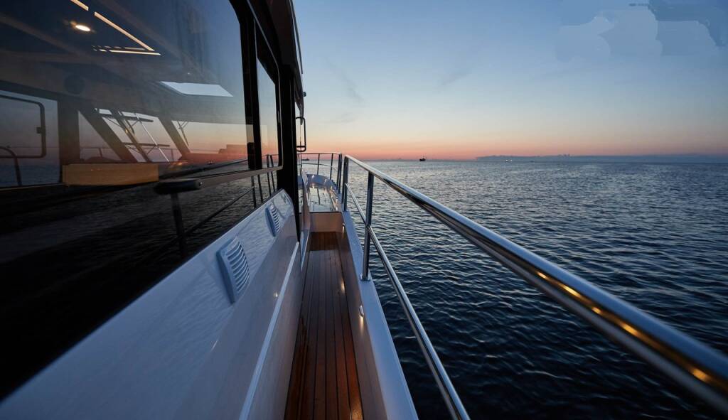 Motor boat Northman 1200 Maya Bay 3