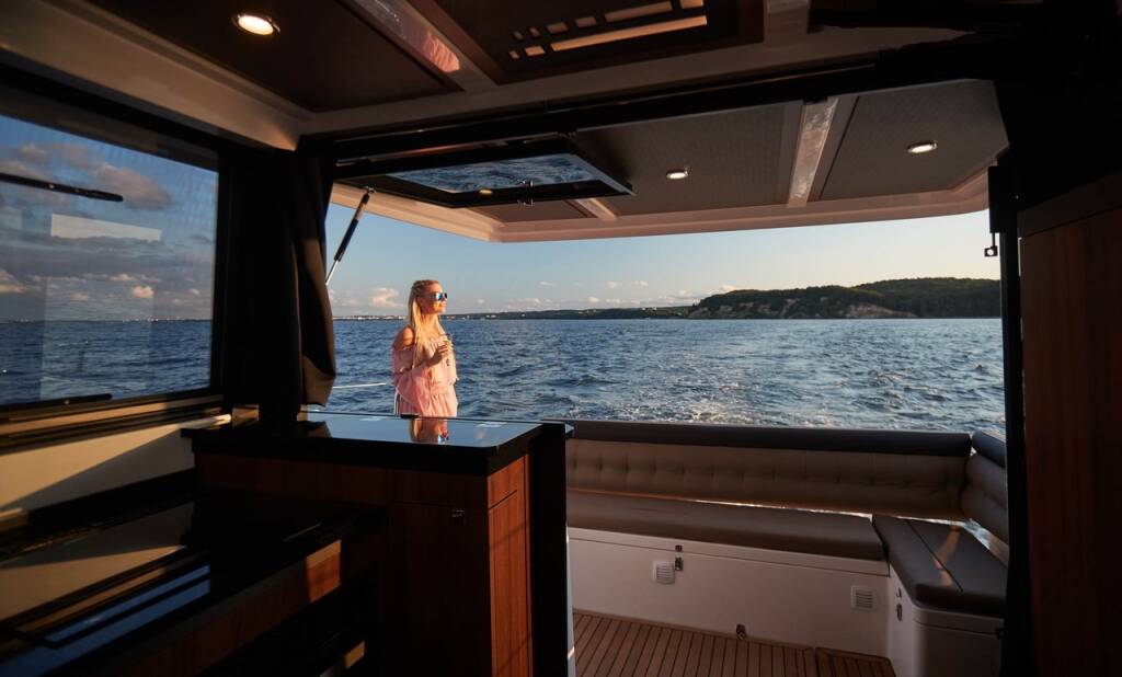 Motor boat Northman 1200 Maya Bay 3