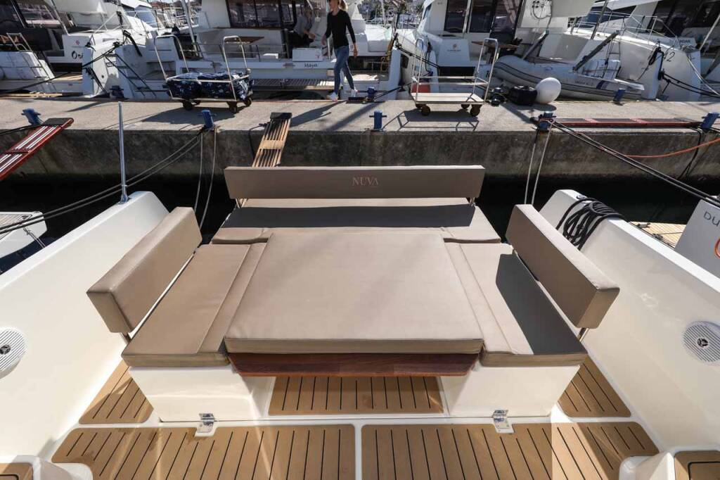 Motor boat Nuva M9 Cabin Babac