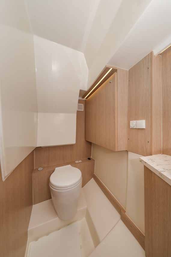 Motor boat Nuva M9 Cabin Babac