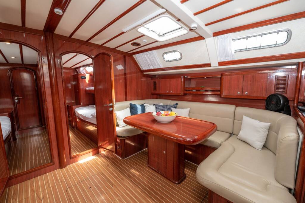 Sailing yacht Ocean Star 60.1 