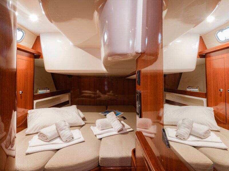 Sailing yacht Ocean Star 60.1 