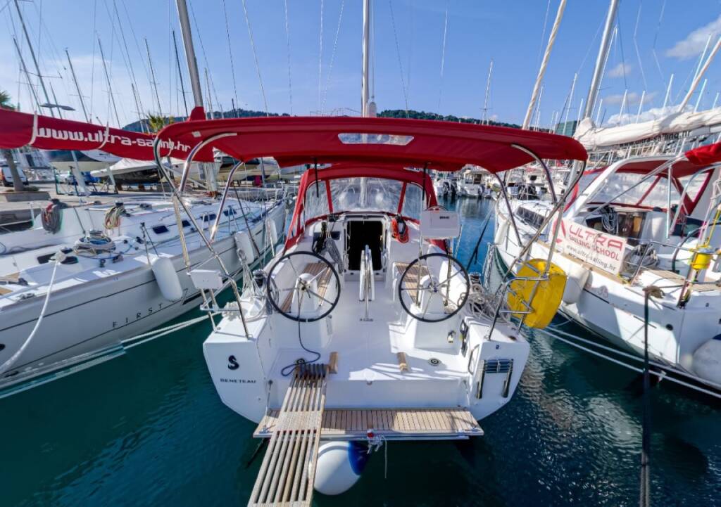 Sailing yacht Oceanis 30.1 "Mobula Zero" is located in marina, Croatia