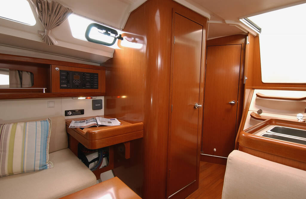 Segelyachten Oceanis 34 Seneca