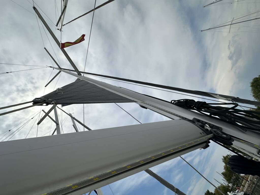 Sailing yacht Oceanis 34.1 Aria