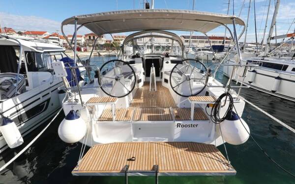 Oceanis 34.1 Rooster Marina Pirovac