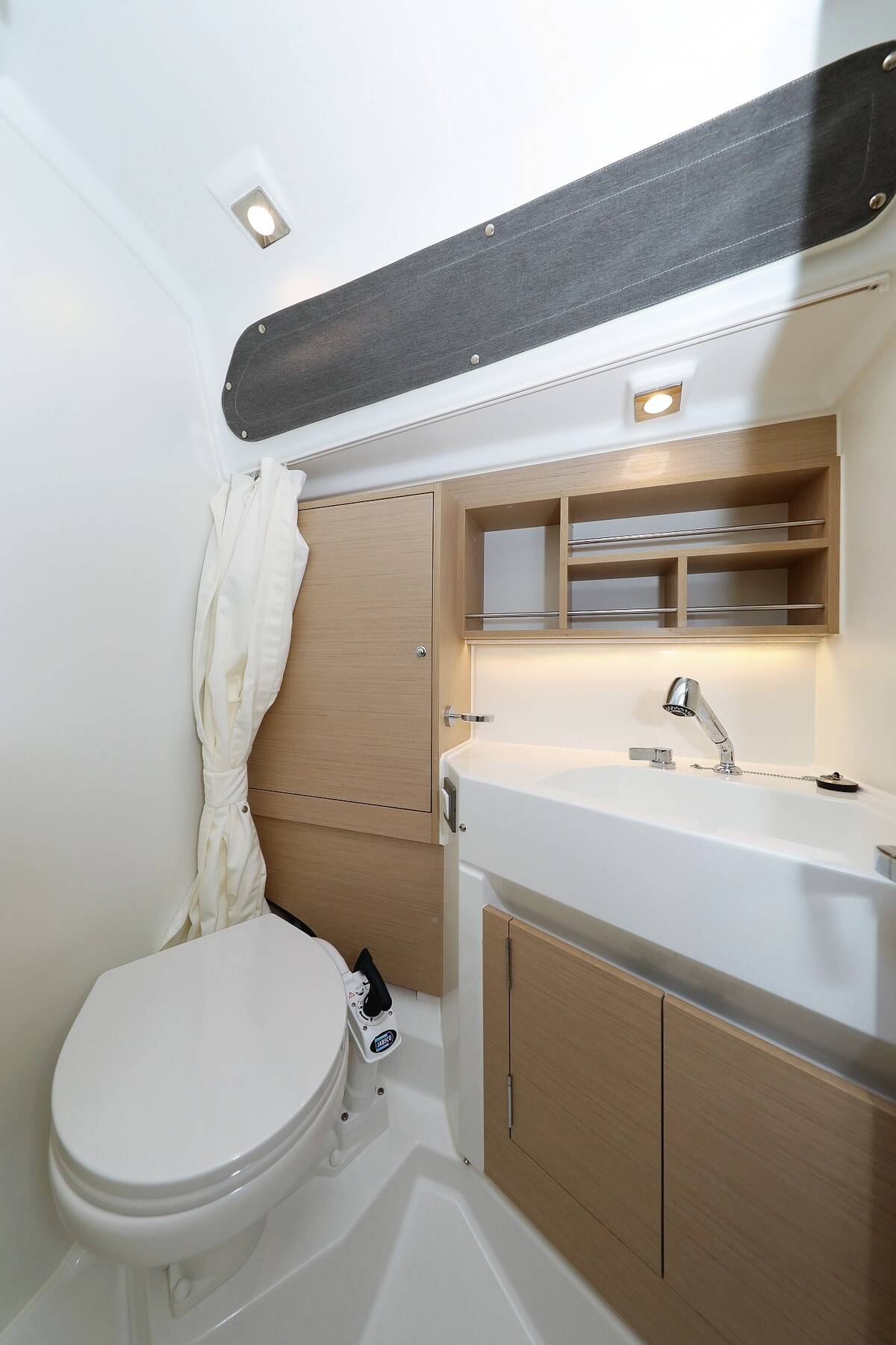 Sailing yacht Oceanis 34.1 Rooster