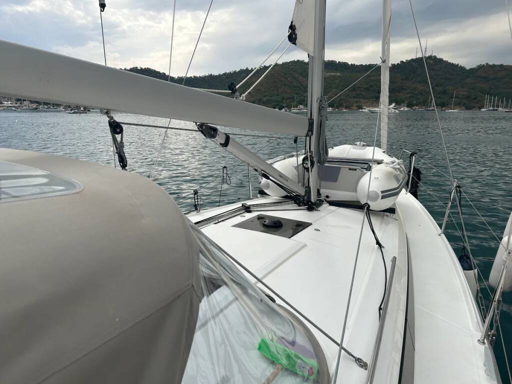 Sailing yacht Oceanis 34.1 Stella