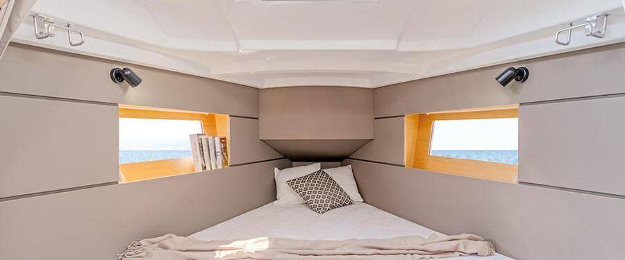Sailing yacht Oceanis 35 Minta