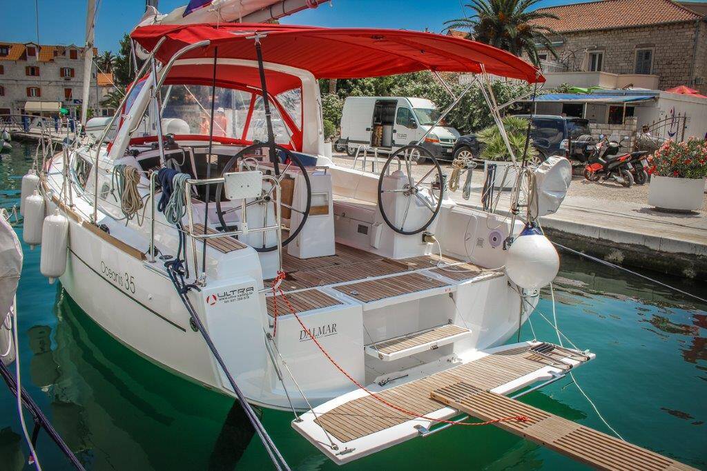 Sailing yacht Oceanis 35 Dalmar