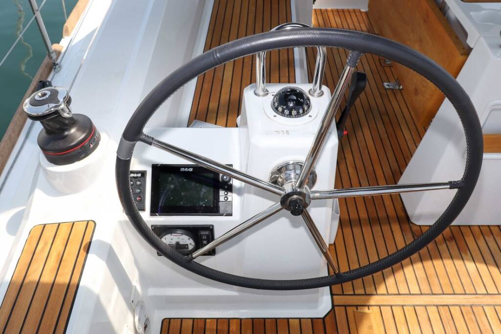 Sailing yacht Oceanis 35.1 Aquarius