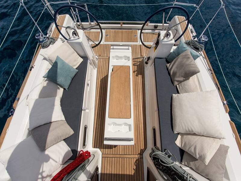 Segelyachten Oceanis 35.1 Maya Bay 2