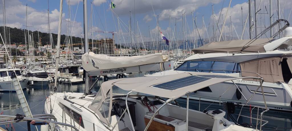 Segelyacht Oceanis 37.1 Breeze