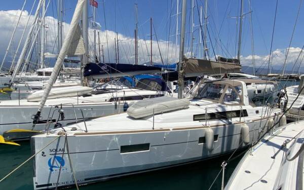 Oceanis 38 Solar Fethiye, Ece Saray Marina Resort
